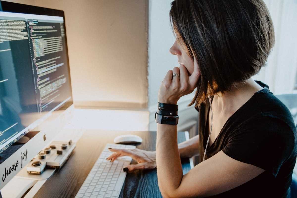 Best Platforms to Learn Programming for Free in 2024 - MobbiTech
