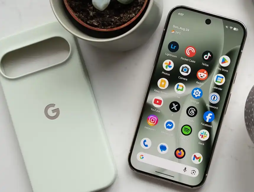 Google Pixel 10 Pro Display Features